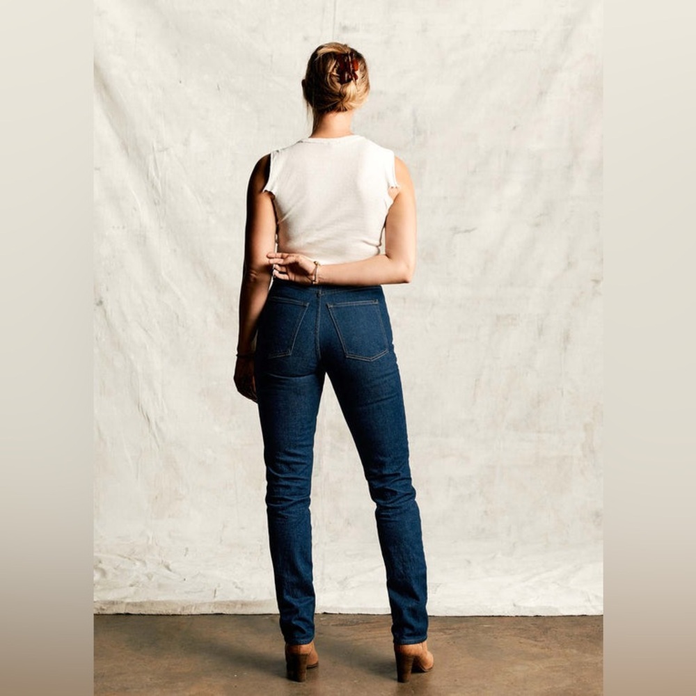 Imogene + Willie jeans. Elizabeth cut. Size 25